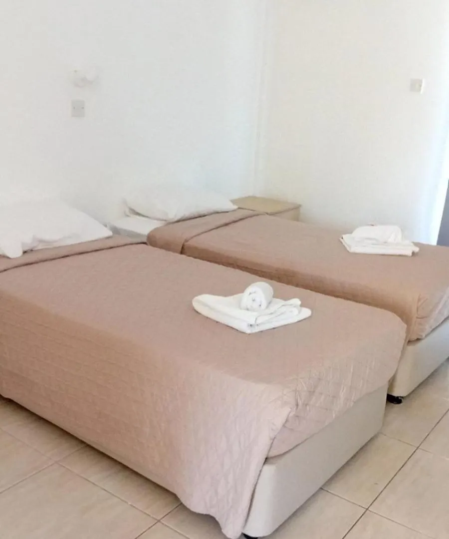 Napa Charles Apts Αγία Νάπα 0*,  Κύπρος